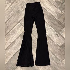 offline by aerie cross over black leggings